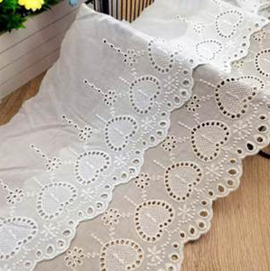 Tissu en dentelle brodée florale en coton, matière douce, respirante et légère pour la confection de robes, vêtements et textiles - Product Image 4