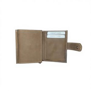 Cartera Corta de Cuero Genuino para Hombre, Diseño de Estrella, Cierre Abierto, Impermeable, con Letra Bordada, 6 Pulgadas, Venta al por Mayor - Product Image 3