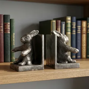 Sujetalibros de Conejo Plateados Antiguos, Juego de 2 Esculturas de Animales de Aluminio, Soportes Decorativos de Metal para Libros con Acabado Texturizado - Product Image 1