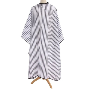 Cape de coiffure professionnelle RAMAFHH MEDAX en pongé rayé blanc et noir, résistante à l'eau et confortable pour la coupe de cheveux - Product Image 5
