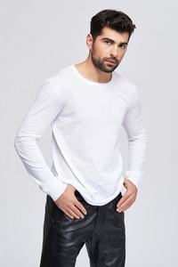 Camiseta de Manga Larga para Hombre, Cuello Redondo, Negra, Corte Regular, Tejido de Punto, 100% Algodón, Color Sólido, Transpirable, Ecológica, de Secado Rápido, 200g - Product Image 2