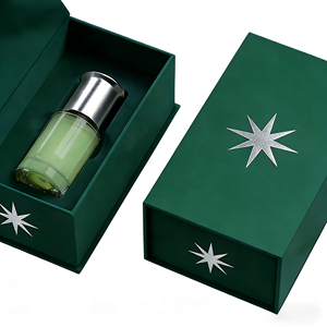 Caja de Regalo Magnética de Lujo para Perfume de Hombre, Personalizada, con Estampado en Negro y Dorado, Laminación Mate y Grabado en Relieve para Marca - Product Image 1