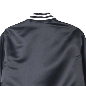 Veste universitaire noire pour homme, couleur unie, col rabattu, manches classiques, fermeture à boutons, style décontracté pour l'automne - Product Image 3