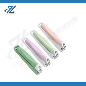 Coupe-ongles professionnel Topcom en acier inoxydable à lame courbée anti-éclaboussures pour doigts et orteils – Pakistan - Product Image 2