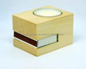 Ensemble de trois bougeoirs en métal et en bois de style INS de luxe faits à la main pour la décoration de Noël, de mariage et d'intérieur - Product Image 4