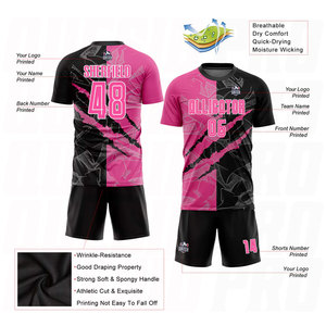 Uniforme de Fútbol Personalizado con Diseño de Grafiti Rosa, Negro y Blanco, Sublimado, Estilo Urbano, para Deportes - Product Image 5