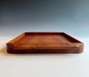 Bandeja de madera de nogal personalizada con asas, grabada, hecha a mano en EE. UU., bandeja de madera utilitaria, bandeja de madera rústica - Product Image 3