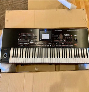 Teclado de estación de trabajo profesional Yamaha PSR-S975 EN VENTA - Product Image 1