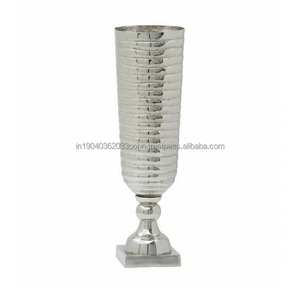 Fabricant de vases à fleurs Vases en métal pour la décoration de salon de maison de restaurant de bureau de table de mariage pour l'exportation depuis l'Inde - Product Image 6