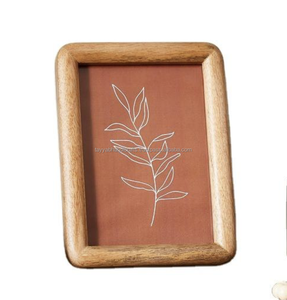 กรอบรูปไม้ทำจากไม้เนื้อแข็งสำหรับวางบนโต๊ะหรือติดผนังจากอินเดีย - Product Image 1