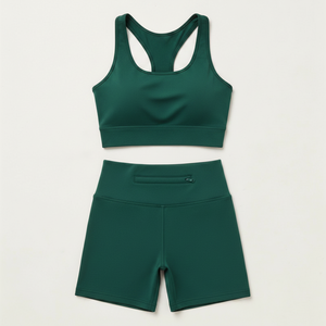 Ensemble 2 pièces de sport pour femme : Soutien-gorge de sport dos nageur vert et short taille haute, sans couture, respirant, pour yoga et entraînement - Product Image 1