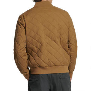 Chaqueta Bomber de Invierno Personalizada al por Mayor con Cuello de Piel para Hombre, Chaqueta de Motociclista de Piel de Oveja con Cierre y Relleno de Algodón - Product Image 2