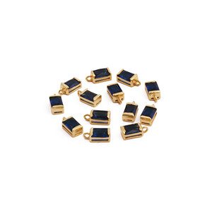 Colgante de Cuarzo Iolita Natural con Facetas Rectangulares Bañado en Oro, Conector de Gema Azul para Fabricación de Joyas - Product Image 4