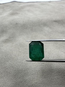 มรกตธรรมชาติทรงเหลี่ยมสีเขียวสำหรับทำเครื่องประดับ - Product Image 4