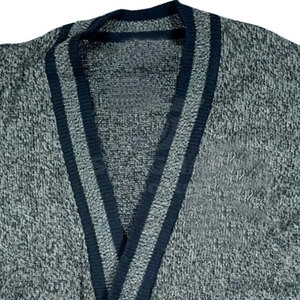 Cardigan pour homme en tissu léger et doux, tenue décontractée, coupe confortable, tenue quotidienne élégante pour homme - Product Image 3
