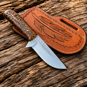 Cuchillo de Caza Personalizado, Hoja Fija de Acero D2, Mango de Resina de Piña, Herramienta de Supervivencia para Camping con Funda de Cuero - Product Image 1