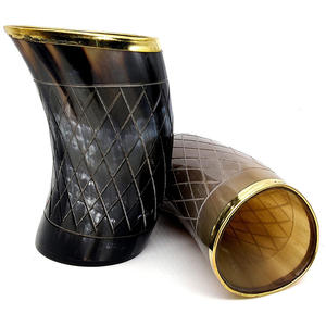 Vaso Corto de Cuerno para Beber, Estilo Vikingo, Hecho a Mano, Vaso de Cuerno Indio para Fiestas - Product Image 1
