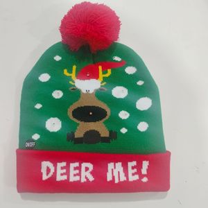 Bonnet lumineux LED de Noël avec motif jacquard chien Père Noël et pompon - Product Image 2