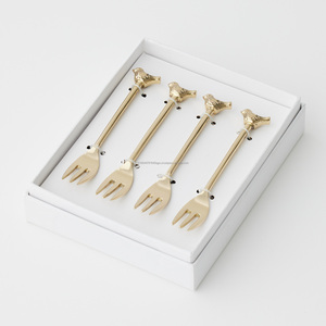 VENTE CHAUDE Oiseau poignée 4 Pièce Cocktail ou Dessert Métal Fourchette Ensemble Pour Restaurant Hôtel & Cadeaux - Product Image 4