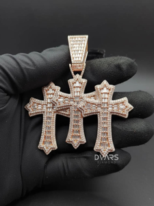 Pendentif croix triple en argent sterling 925 GRA, serti de moissanite, design classique, bijoux religieux pour hommes. - Product Image 3