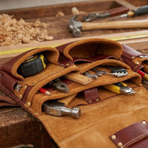 Ceinture à outils de charpentier en cuir premium faite à la main, avec plusieurs compartiments pour outils, coutures renforcées et boucle pour marteau, à vendre - Product Image 5