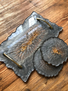 Elegante bandeja de resina epoxi con juego de 4 posavasos a juego Juego de mesa elegante y funcional para el entretenimiento - Product Image 3