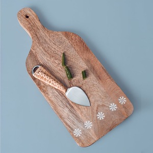 Planche à découper en bois de manguier de haute qualité, surface huilée, planche à découper de cuisine, taille et design personnalisables pour la découpe des fruits et légumes - Product Image 1