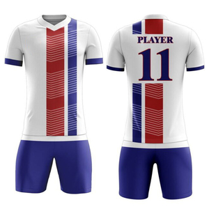 Ensemble maillot et short de football personnalisé pour homme, rayures blanches, rouges et bleues, sublimé, anti-humidité, toutes saisons, coupe classique adulte - Product Image 1