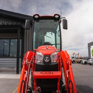Tractor Comercial Kubota LX2620, Equipo Agrícola con Construcción Duradera, Operación Eficiente, Máquina Compacta - Product Image 2