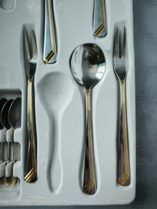 Ensemble de couverts de dessert de luxe écologiques et durables en acier inoxydable avec motif doré, style rétro, pour mariage, manche en métal - Product Image 5