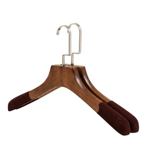 Perchas de madera al por mayor con gancho y barra, perchas de madera resistentes con acabado natural para tiendas de ropa y armarios. - Product Image 4