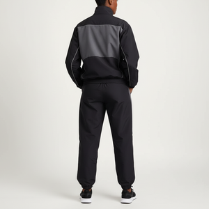 2026 Custom Own Logo Waterproof Lightweight <b>Wind</b> <b>Breaker</b> women Track Suits Outdoor Windbreaker Tracksuit Sets For women - Product Image 4