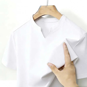 เสื้อยืดคอกว้างแขนสั้นผู้ชาย สีพื้น ผ้าถัก ทรงปกติ ระบายอากาศได้ดี สไตล์ลำลอง ผ้าฝ้าย 100% - Product Image 5