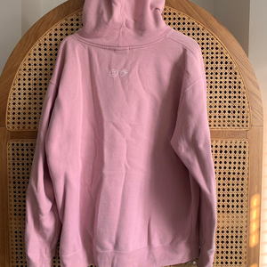 Sudadera con Capucha Rosa para Mujer, 100% Poliéster, Otoñal, Casual, Manga Larga, con Bolsillos, Logotipo Frontal, Secado Rápido, Marca Glossier - Product Image 3