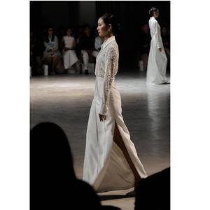 Blusas y Camisas para Mujer al por Mayor, Ecológicas, LUSTROUS VEIL SHIRT, Elegantes, con Encaje Floral, de Vietnam - Product Image 3