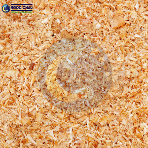 Copeaux de bois d'acacia de haute qualité NGOC CHAU pour le combustible biomasse et la matière première de la pâte à papier, approvisionnement en vrac directement de l'usine au Vietnam - Product Image 3