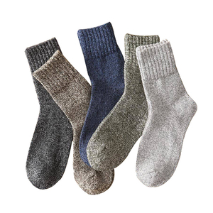 Calcetines de invierno para hombre al por mayor, estilo tripulación, antideslizantes, de lana/algodón, transpirables, absorbentes del sudor, de secado rápido, invisibles, con puño tejido, personalizables. - Product Image 1