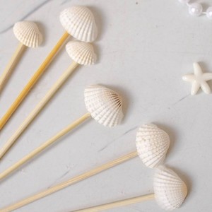 Palillos de concha marina para cócteles y aperitivos, accesorios de bar hechos a mano. - Product Image 1