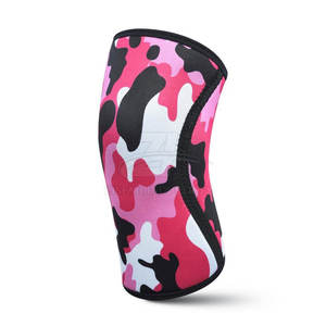 La rodillera de diseño elástico ofrece un ajuste duradero y una compresión confiable para mejorar la estabilidad y reducir el estrés muscular. - Product Image 2