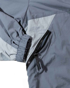 Conjunto de Chaqueta y Pantalones Cortavientos Unisex Impermeables y Transpirables de Color Sólido para Invierno, con Logotipo Frontal - Product Image 3