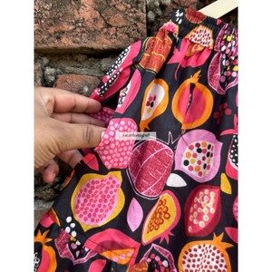 Falda Midi Larga Estilo Boho Gitano con Estampado de Frutas, Falda Maxi 100% Algodón, Falda de Verano para Mujer con Dos Bolsillos Laterales - Product Image 4