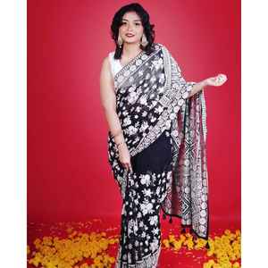 Sari de Diseñador con Bordado de Hilo Lakhnavi, Ropa India y Pakistaní - Product Image 4