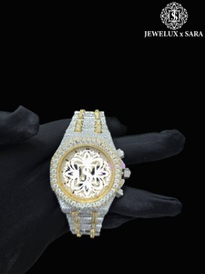 Montre analogique en quartz de haute qualité avec diamant moissanite baguette, forme carrée, élégante, pour collectionneurs, à bon prix - Product Image 1