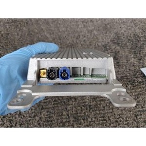 ECU และโมดูลคอมพิวเตอร์มือสองสำหรับรถยนต์ซีรีส์ 5 รุ่น 924418801 - Product Image 5