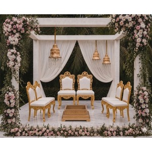 Ensemble de chaises de mandap pour mariage, design dernier cri, pour cérémonie de mariage hindou, chaises de mariée, chaises de mandap à assise basse, très demandées, en vente. - Product Image 5