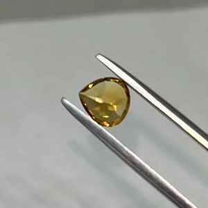 Citrine dorée naturelle 8MM en forme de cœur, pierre précieuse de qualité supérieure pour la fabrication de bijoux - Product Image 3