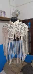 Poncho de soirée de luxe en nylon fin et respirant, orné de franges perlées à la main, d'inspiration vintage - Product Image 3