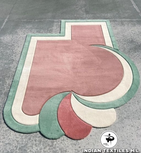 Modern Design Hand Tufted Carpet Rugs in Living Room Made of Wool Indian Pattern Carpet Blue Red Wholesale Wilton Hand Tufted - Product Image 1