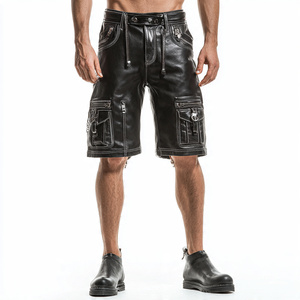 Shorts cargo en toile polyester et élasthanne noirs pour femmes, taille mi-haute, style motard, plusieurs poches, détails zippés, logo personnalisé - Product Image 1