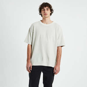 เสื้อยืดผู้ชายผ้าฝ้าย 100% ทรงหลวม พิมพ์ลาย คุณภาพสูง เสื้อยืดโอเวอร์ไซส์ ระบายอากาศได้ดี แขนสั้น ทรงไหล่ตก - Product Image 1